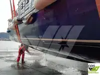 Kapal penginapan untuk dijual