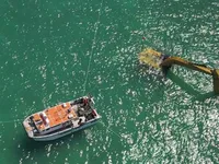 Kapal tinjauan untuk dijual