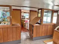 Kapal pelayaran untuk dijual