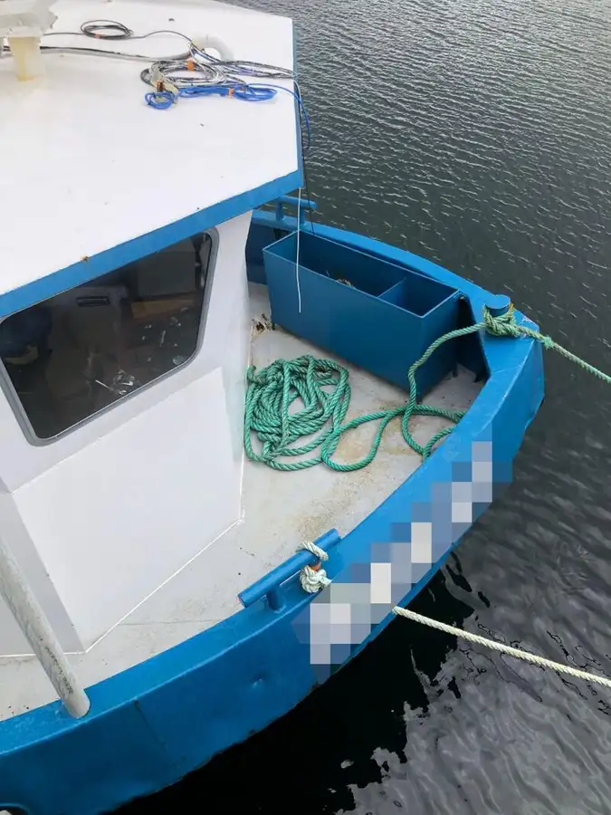 Kapal kerja untuk dijual