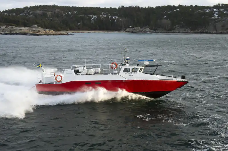 Kapal penyelamat untuk dijual