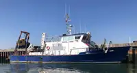 Kapal kerja untuk dijual