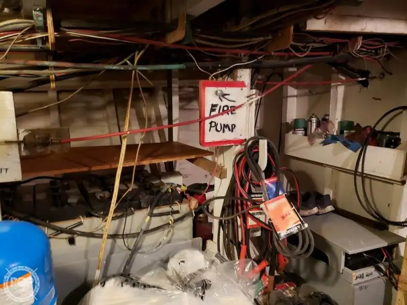 Kapal feri untuk dijual