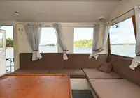 Kapal layar untuk dijual