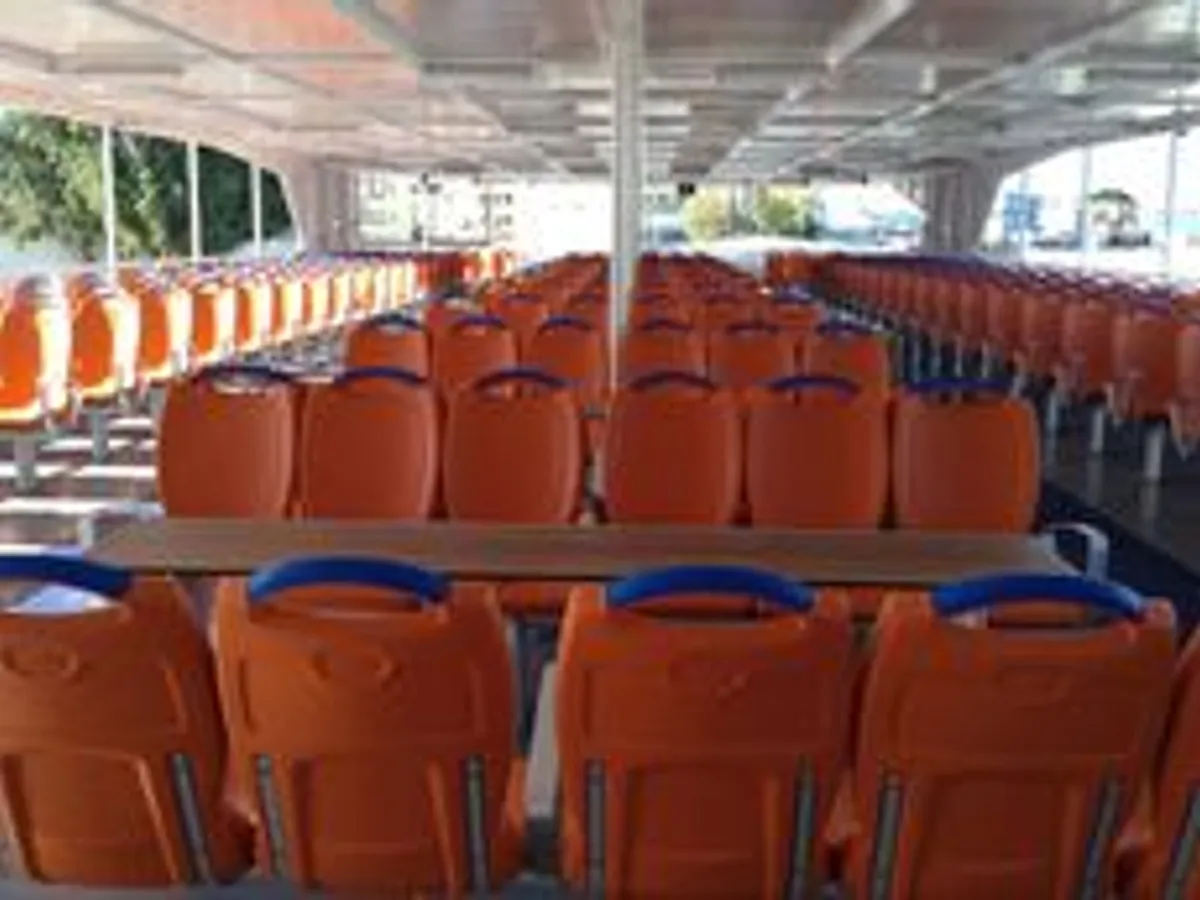 Kapal penumpang untuk dijual