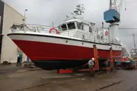 Kapal feri untuk dijual