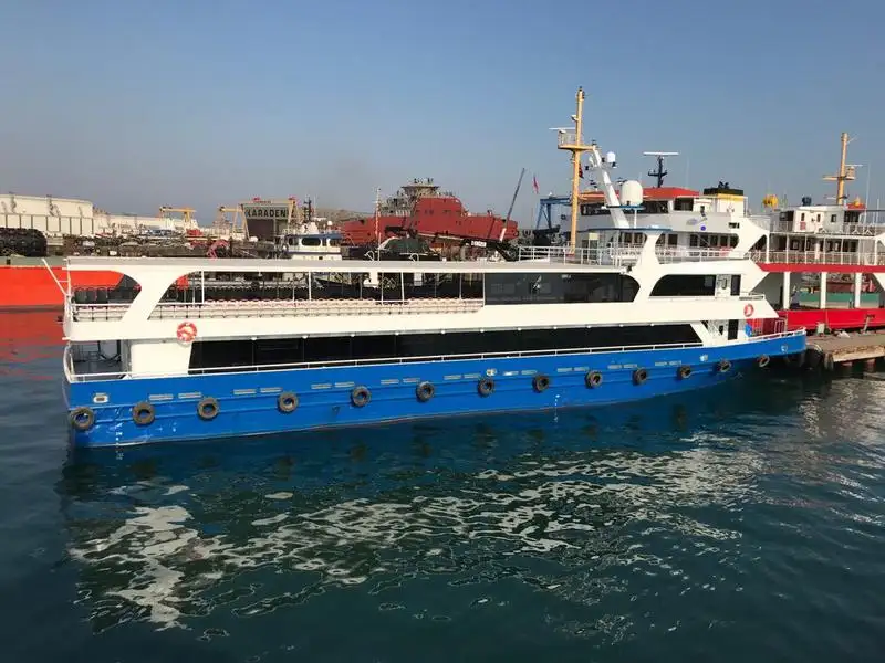 Kapal pelayaran untuk dijual