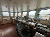 Kapal kerja untuk dijual