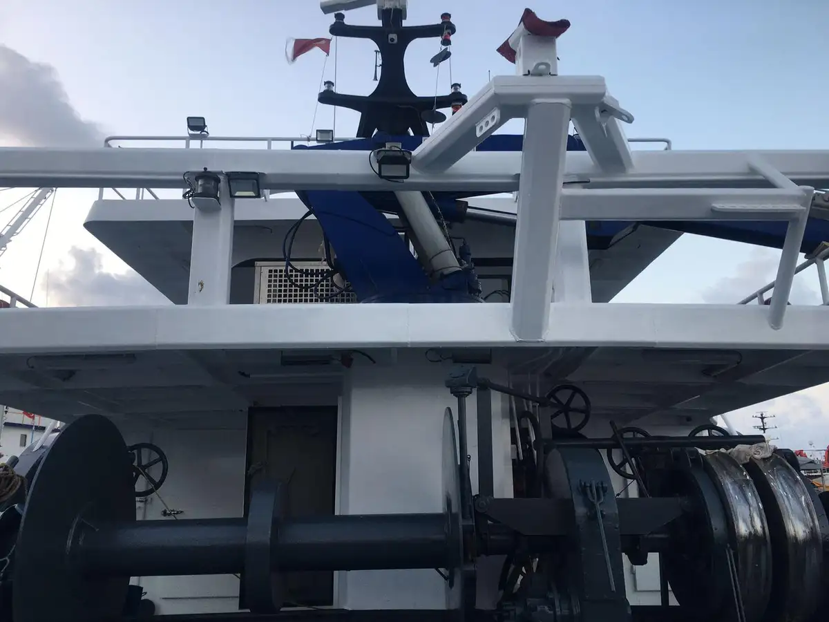 Kapal kerja untuk dijual