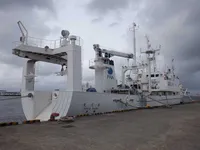 Kapal penyelidik untuk dijual