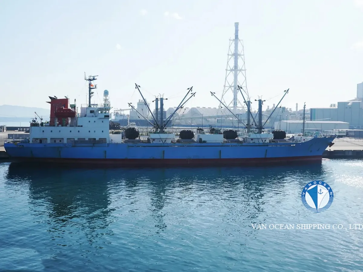 Kapal peti sejuk untuk dijual