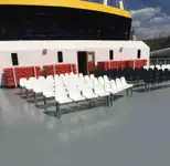 Kapal feri untuk jualan