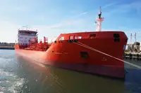 Oil/Chemical tanker untuk jualan