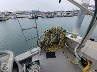 Kapal penyelamat untuk dijual