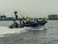 Kapal getah kaku untuk dijual
