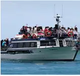Kapal feri untuk dijual