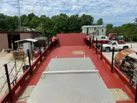 Kapal pendaratan, tangki untuk dijual