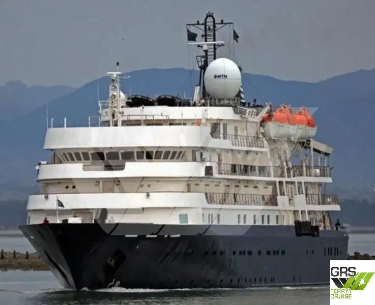 Kapal pelayaran untuk dijual