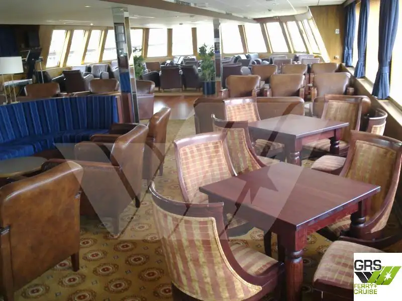 Kapal pelayaran untuk dijual