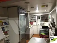 Kapal pelayaran untuk dijual