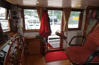Kapal pelayaran untuk dijual