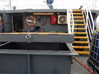 Kapal kerja untuk dijual