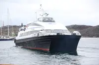 Kapal layar untuk dijual