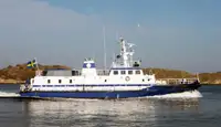 Kapal feri untuk dijual