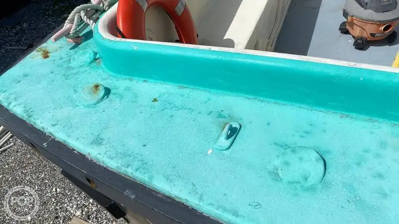 Kapal pelayaran untuk dijual