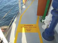 Kapal peti sejuk untuk dijual