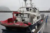 Kapal rondaan untuk dijual
