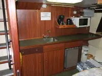 Kapal rondaan untuk dijual