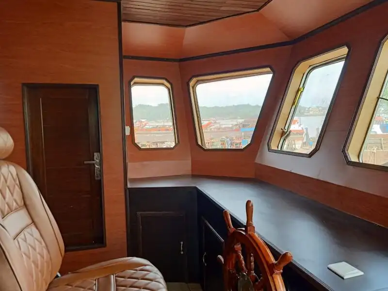 Kapal pendaratan, tangki untuk dijual
