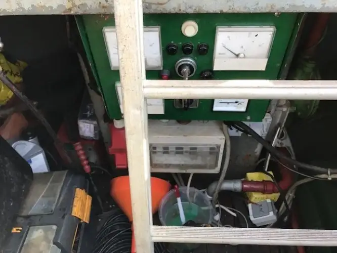 Kapal tunda untuk dijual