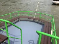 Kapal pelayaran untuk dijual