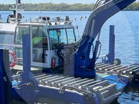 Kapal kerja untuk dijual