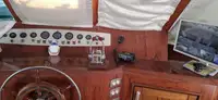 Kapal pelayaran untuk dijual