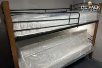 Kapal feri untuk dijual