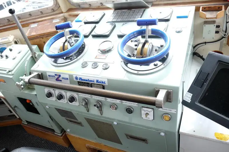 Kapal tunda untuk dijual
