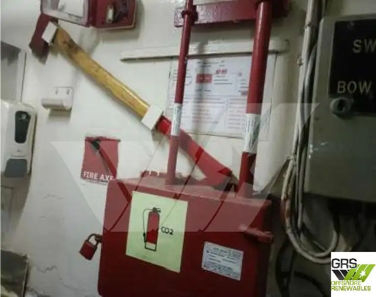 Kapal tinjauan untuk dijual