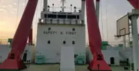 Kapal kren untuk dijual