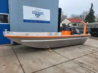 Kapal kerja untuk dijual