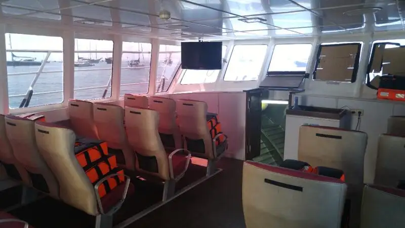 Kapal anak kapal untuk dijual