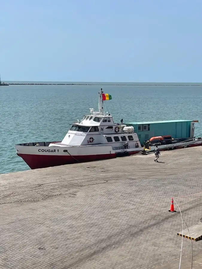 Kapal kontena untuk dijual