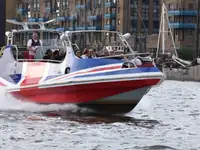 Kapal pelayaran untuk dijual