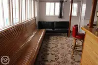 Kapal feri untuk dijual