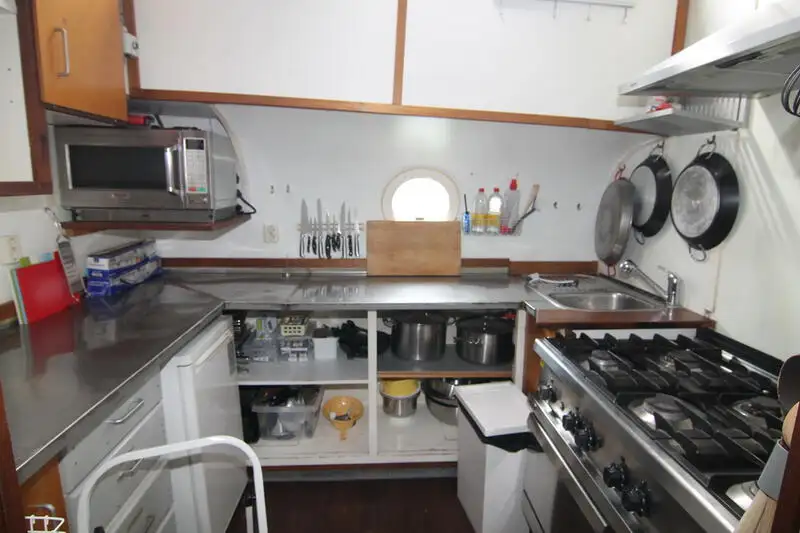 Tongkang untuk dijual