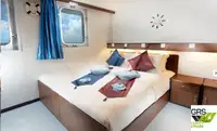 Kapal pelayaran untuk dijual