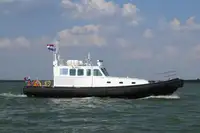 Kapal tinjauan untuk dijual