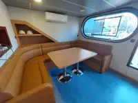 Kapal kerja untuk dijual